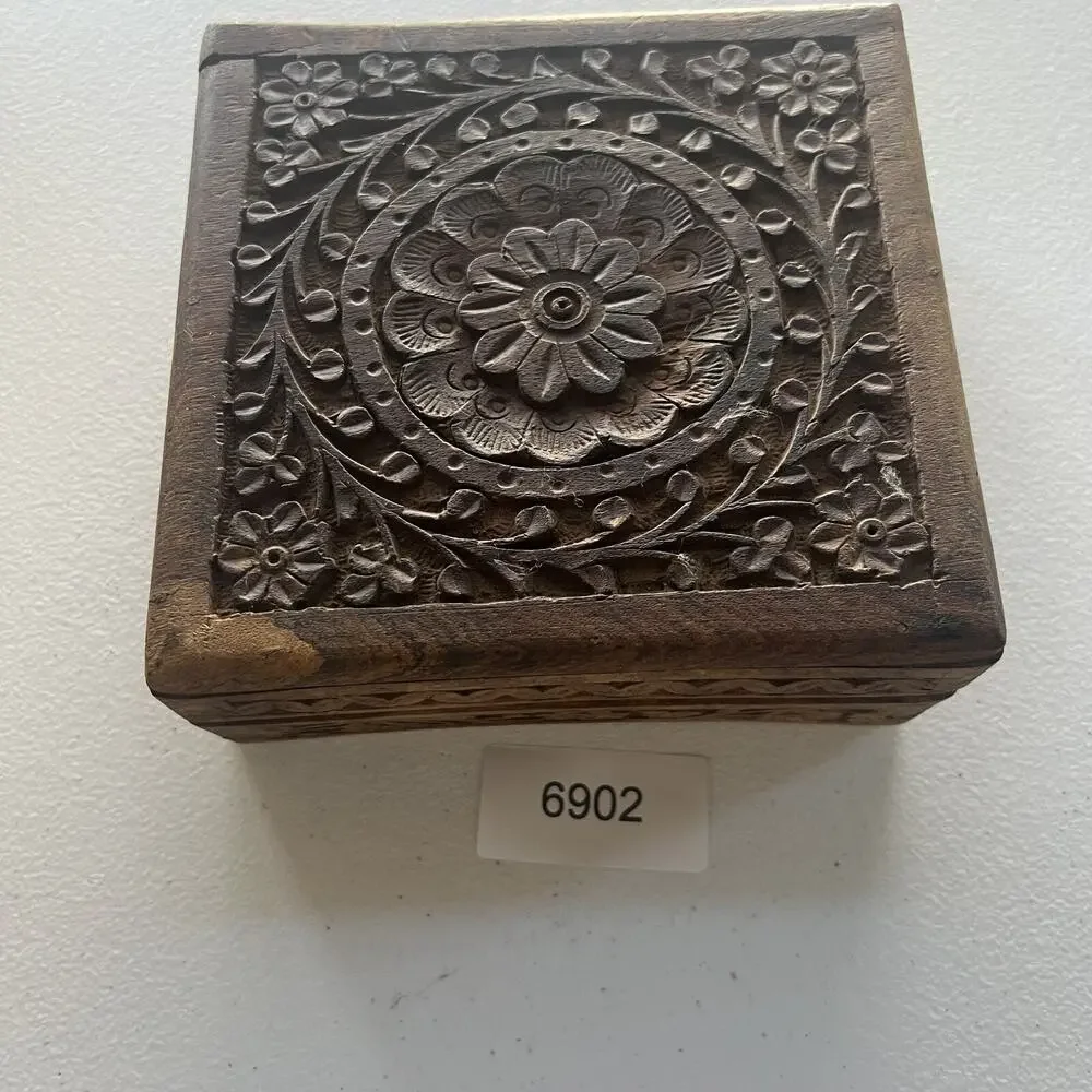Vintage Hand Carved Wood Jewelry Trinket Box India Hinged Top 6 x 5.5 x 2.5 In